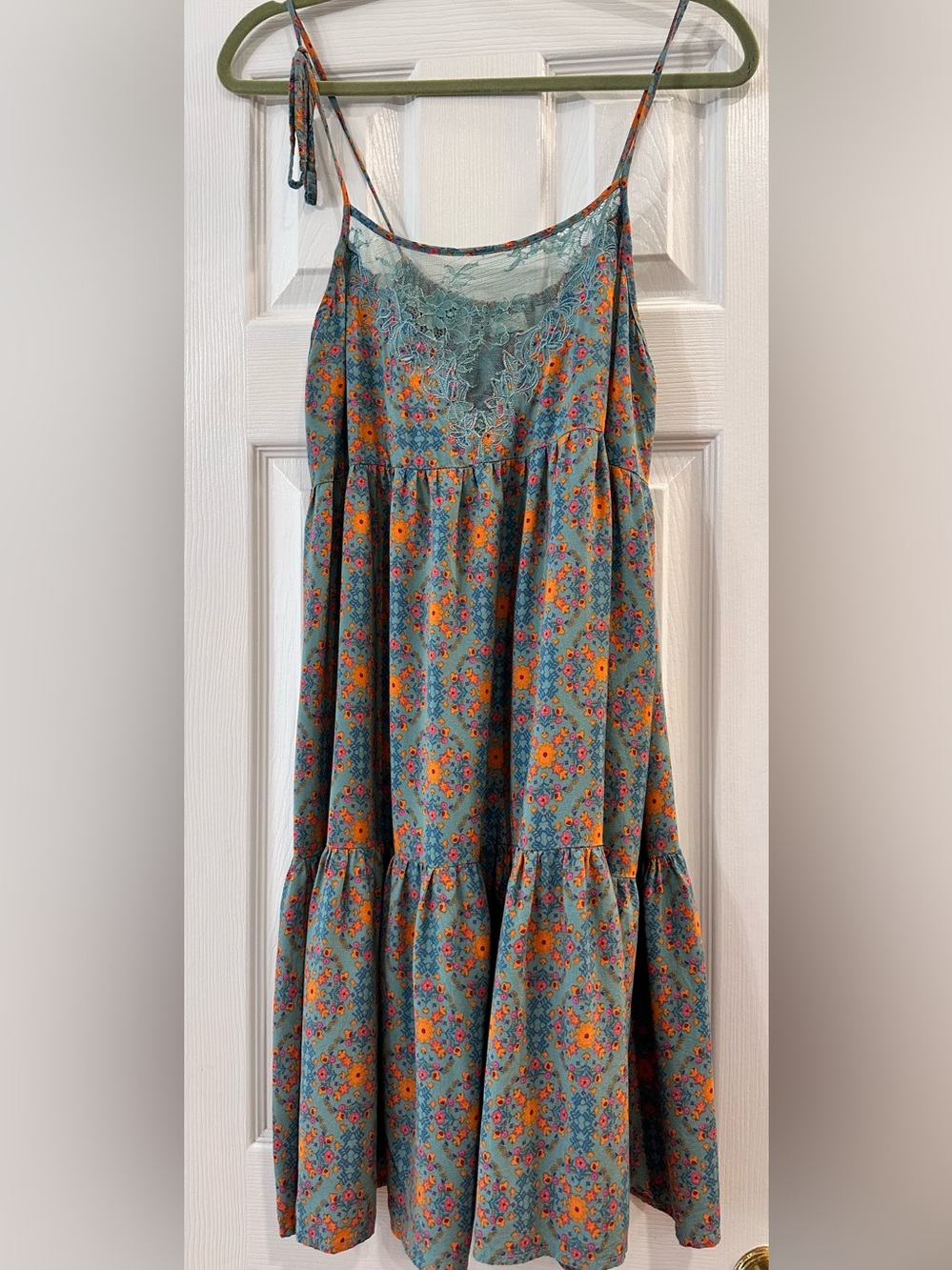 Natural Life Piper Dress Teal
Floral Lace Panel LG romantic feminine boho